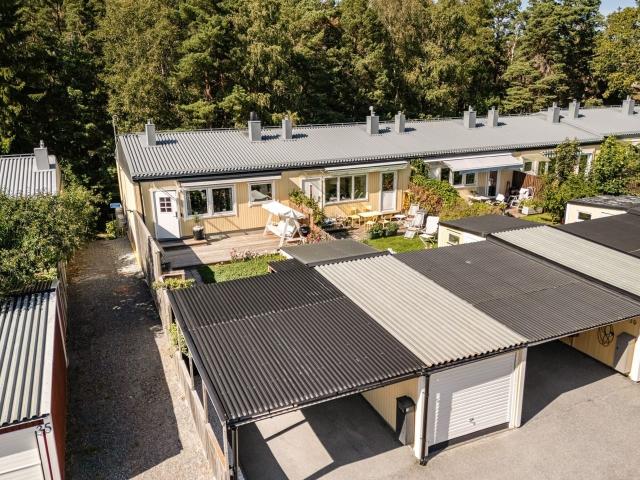 Villa till salu i Duvnäs utskog, Nacka