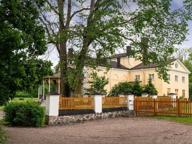 Villa till salu i Örbyhus, Uppsala