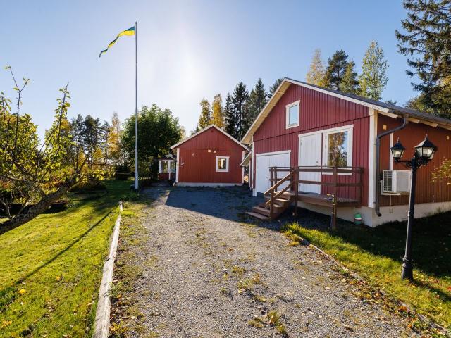 Villa till salu i Långbyn, Örebro län