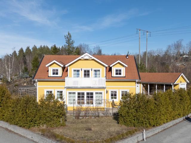 Villa till salu i Ösmo, Stockholm