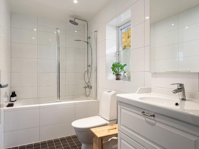 Villa till salu i Malmby, Stockholms län