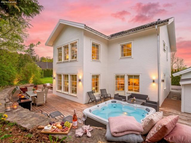 Villa till salu i Stockholm