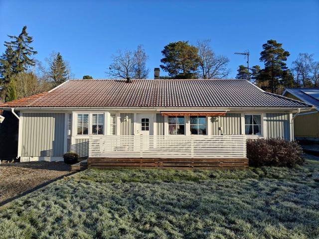 Villa till salu i Sanda, Södermanlands län