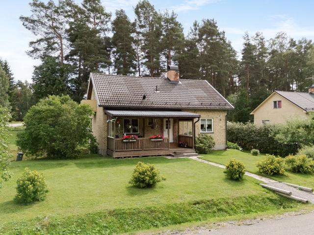 Villa till salu i Lilla Risholn, Danholn