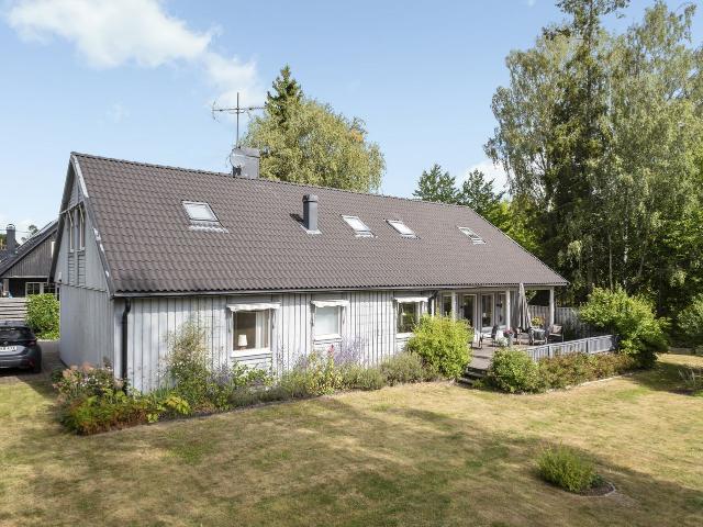 Villa till salu i Täby, Stockholm