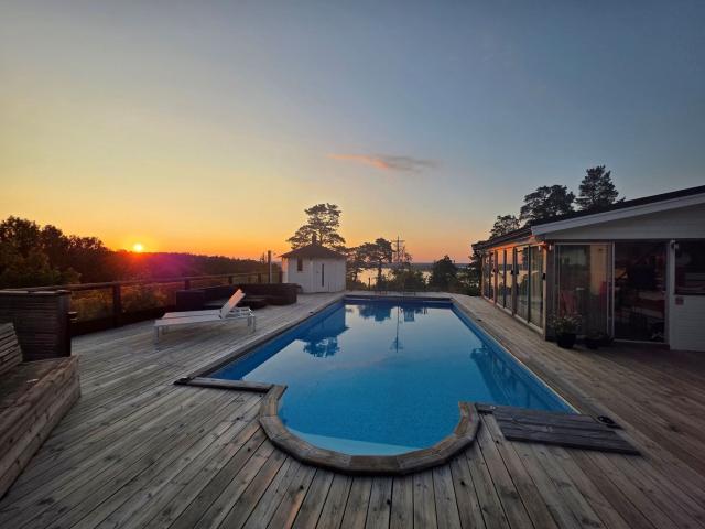 Villa till salu i Brevik, Stockholm