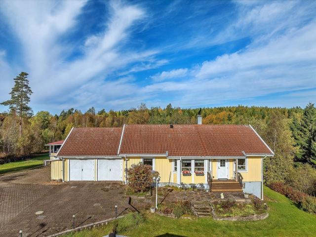 Villa till salu i Lane-Ryr, Västra Götalands län