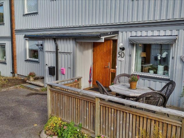 Villa till salu i Boxhult, Ramneröd