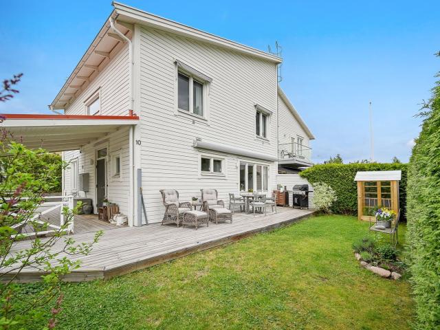 Villa till salu i Fresta, Upplands Väsby