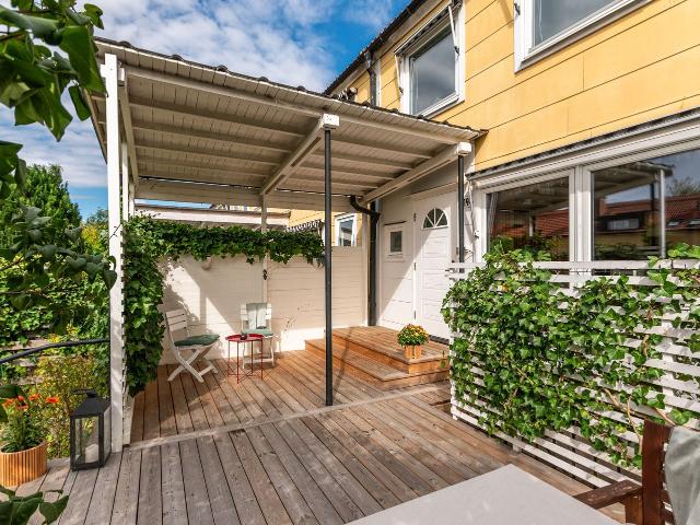 Villa till salu i Hässelby-Vällingby, Stockholm