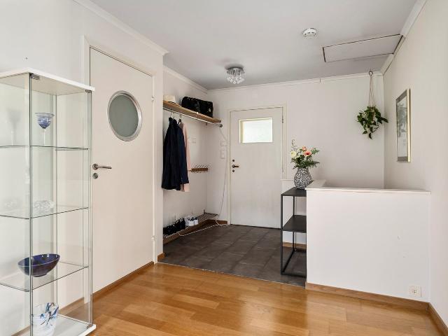 Villa till salu i Hässelby-Vällingby, Stockholm