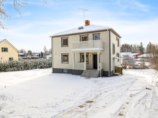 Villa till salu i Fjugesta, Örebro