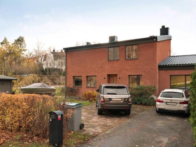 Villa till salu i Danderyd, Stockholm