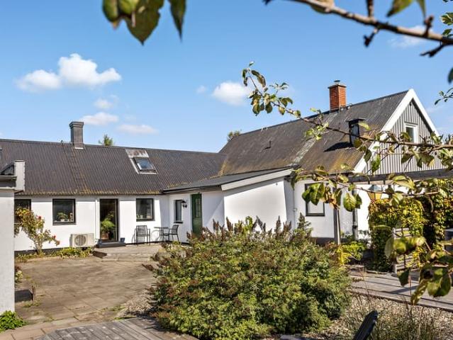 Villa till salu i Skurup, Skåne