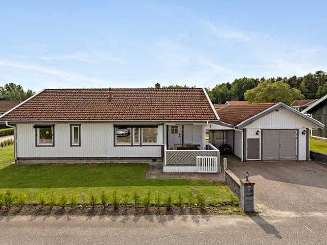 Villa till salu i Kumla, Örebro