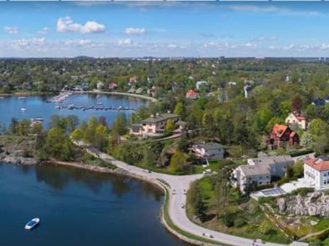 Villa till salu i Danderyd, Stockholm