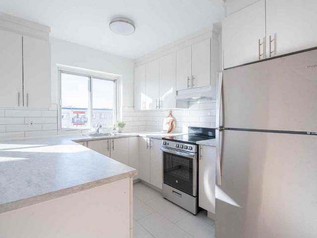 Apartment for rent in St. Leonard's, Quebec