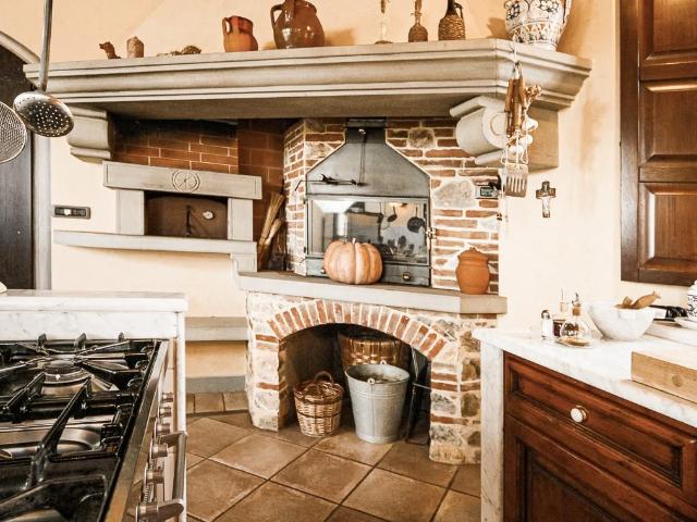 Casa in vendita a Monsummano Terme, Pistoia