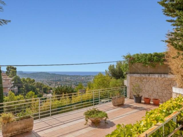 Maison vente à Arrondissement de Toulon, Toulon