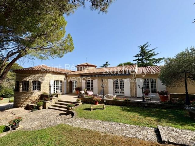 Maison vente à Arles, Plan-d'orgon