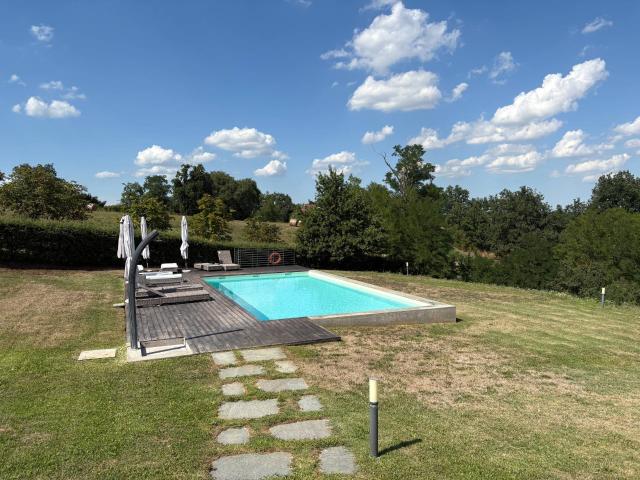 Villa Indipendente in vendita a Piemonte, Asti