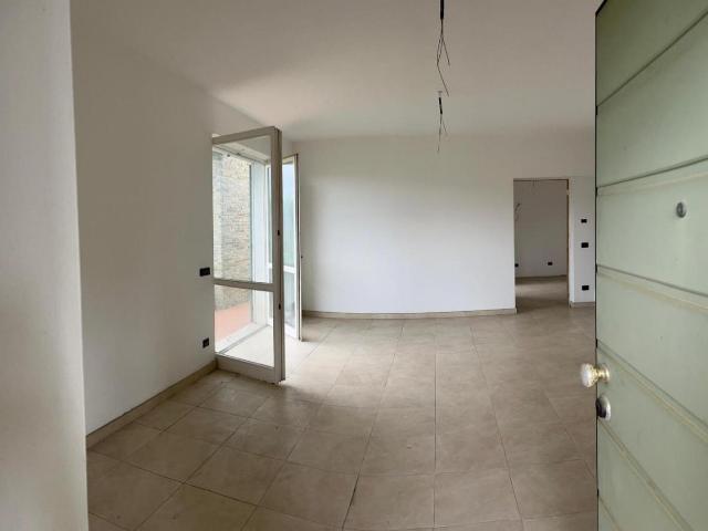 Villa Indipendente in vendita a Bonascola, Carrara