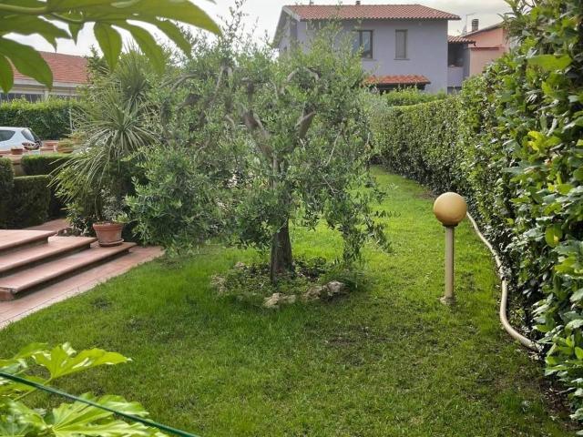 Villa Indipendente in vendita a San Giuliano Terme, Toscana