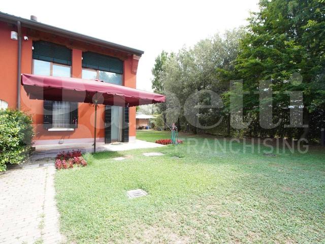 Villa Indipendente in vendita a Mestre-Carpenedo, Venezia
