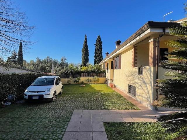 Villa Indipendente in vendita a Roma Capitale, Lazio