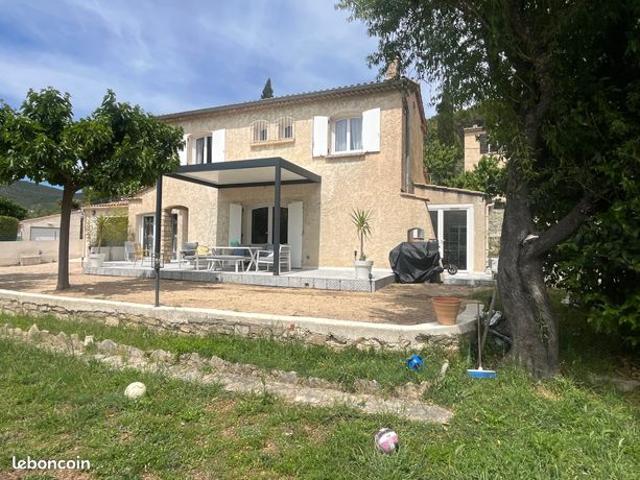 Maison vente à Brignoles, Saint-zacharie