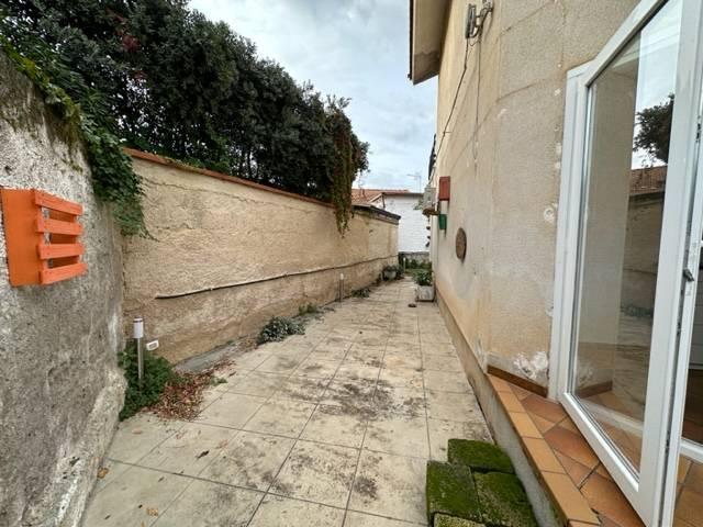 Villa Indipendente in affitto a Mondello, Palermo