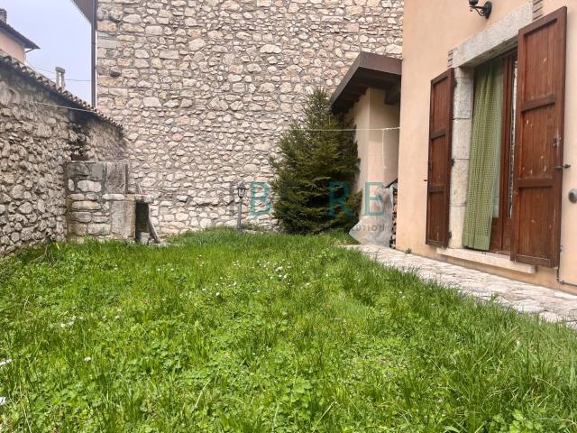 Villa Indipendente in affitto a Leonessa, Lazio