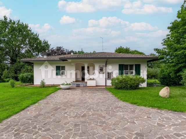 Villa Indipendente in affitto a Civello, Villa Guardia