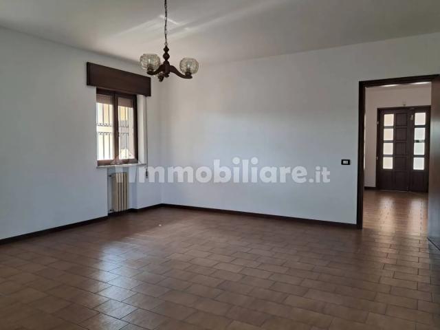 Villa Indipendente in affitto a Quinto Vicentino, Vicenza