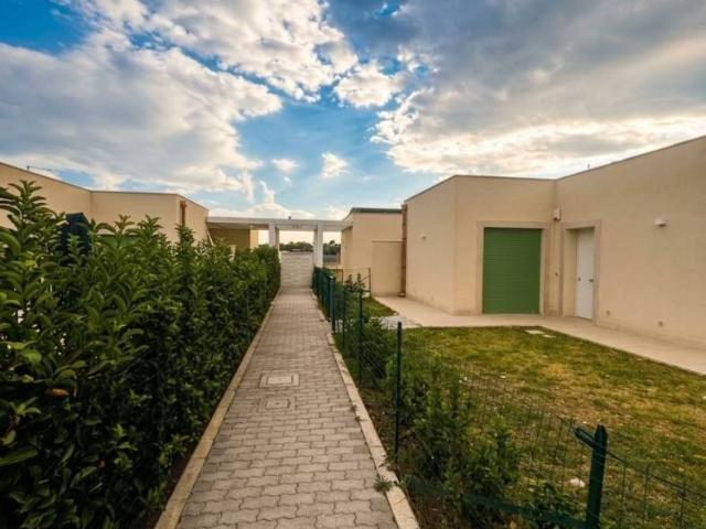 Villa Indipendente in affitto a Brucoli, Augusta
