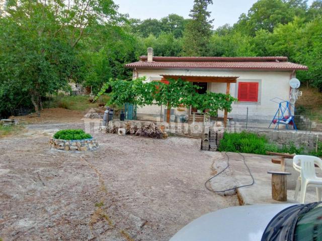 Villa Indipendente in affitto a Muro Lucano, Basilicata