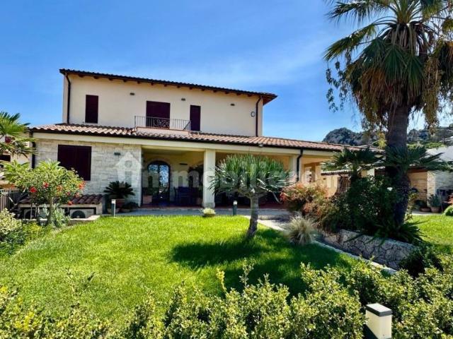 Villa Indipendente in affitto a Licata, Sicilia
