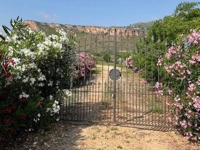 Villa Indipendente in affitto a Villaggio degli Ulivi, Castellammare Del Golfo