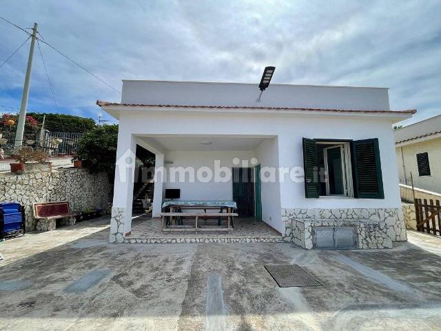 Villa Indipendente in affitto a Caltagirone, Sicilia