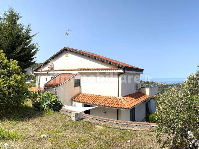 Villa Indipendente in affitto a Contrada Scafa, Benevento