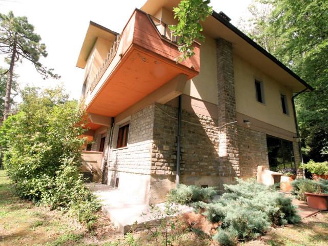 Villa Indipendente in vendita a Bagnolo, Montemurlo