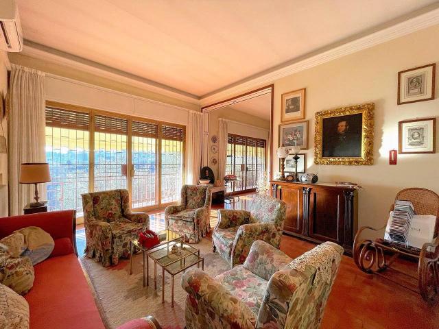 Villa Indipendente in vendita a Uzzano, Toscana