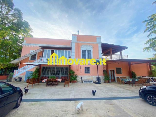 Villa Indipendente in vendita a Municipio 2, Puglia
