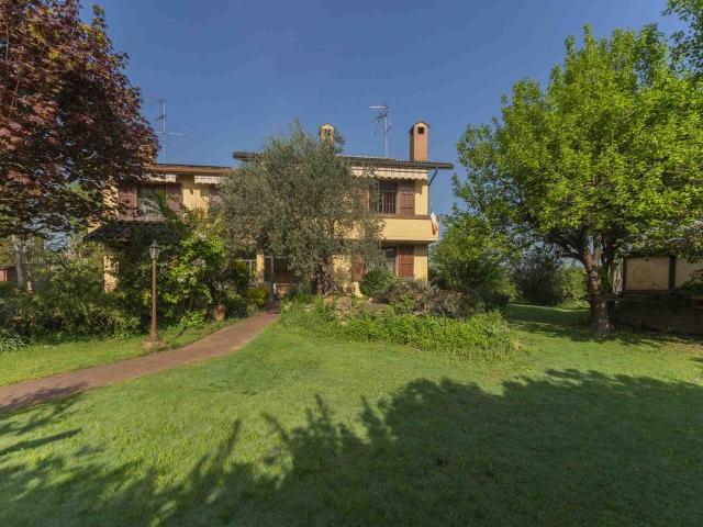 Villa Indipendente in vendita a Unione Reno Galliera, Bentivoglio