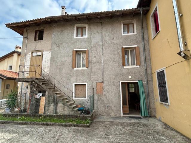 Villa Indipendente in vendita a Bertiolo, Friuli-Venezia Giulia