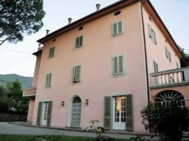 Villa Indipendente in vendita a Montemagno, Calci
