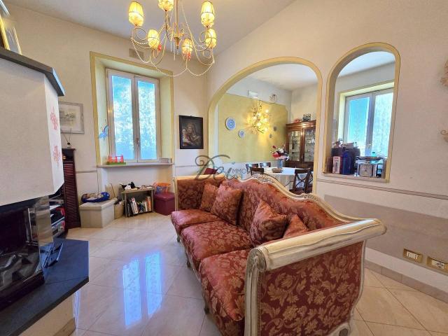 Villa Indipendente in vendita a Capannori, Toscana