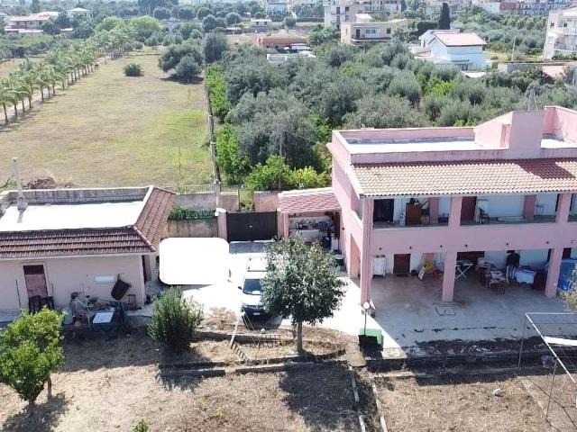 Villa Indipendente in vendita a Carini, Sicilia