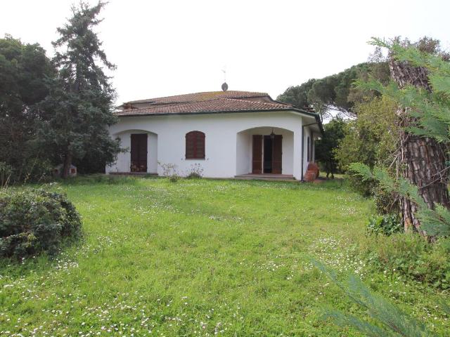 Villa Indipendente in vendita a Navacchio, Cascina