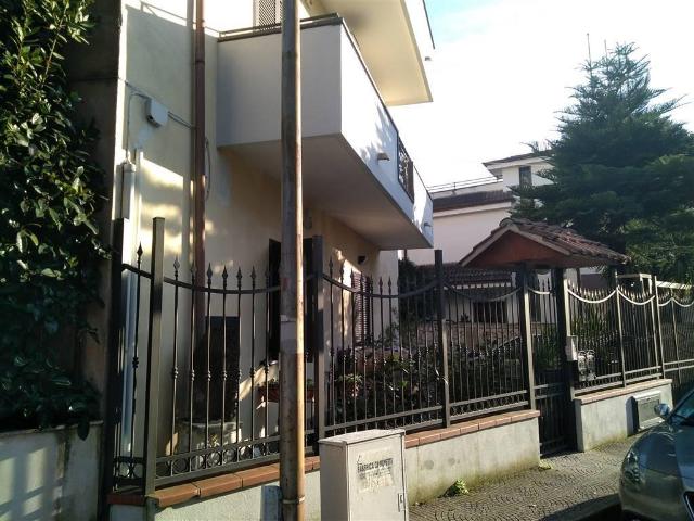 Villa Indipendente in vendita a Mezzano, Caserta